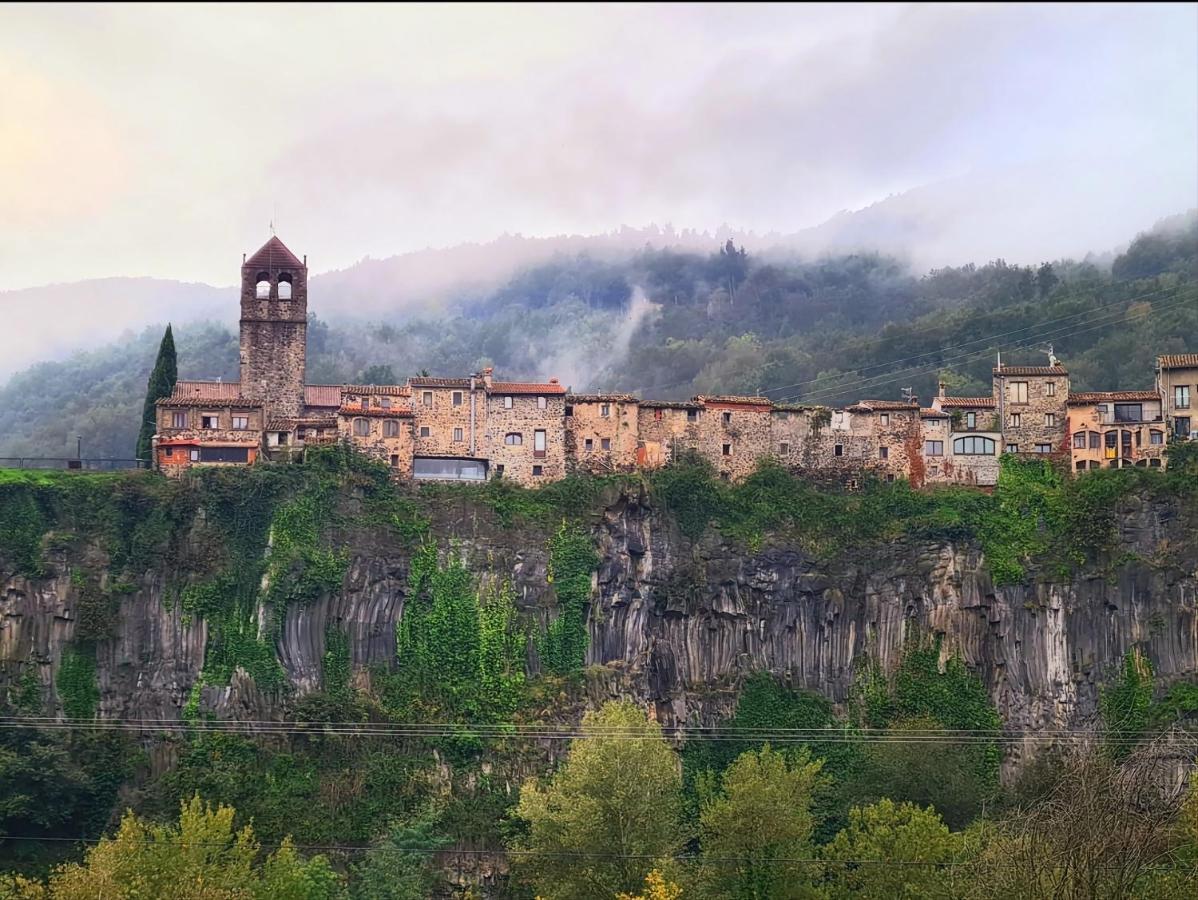 Harveys Homestay - Adults Only Mieres  Екстериор снимка