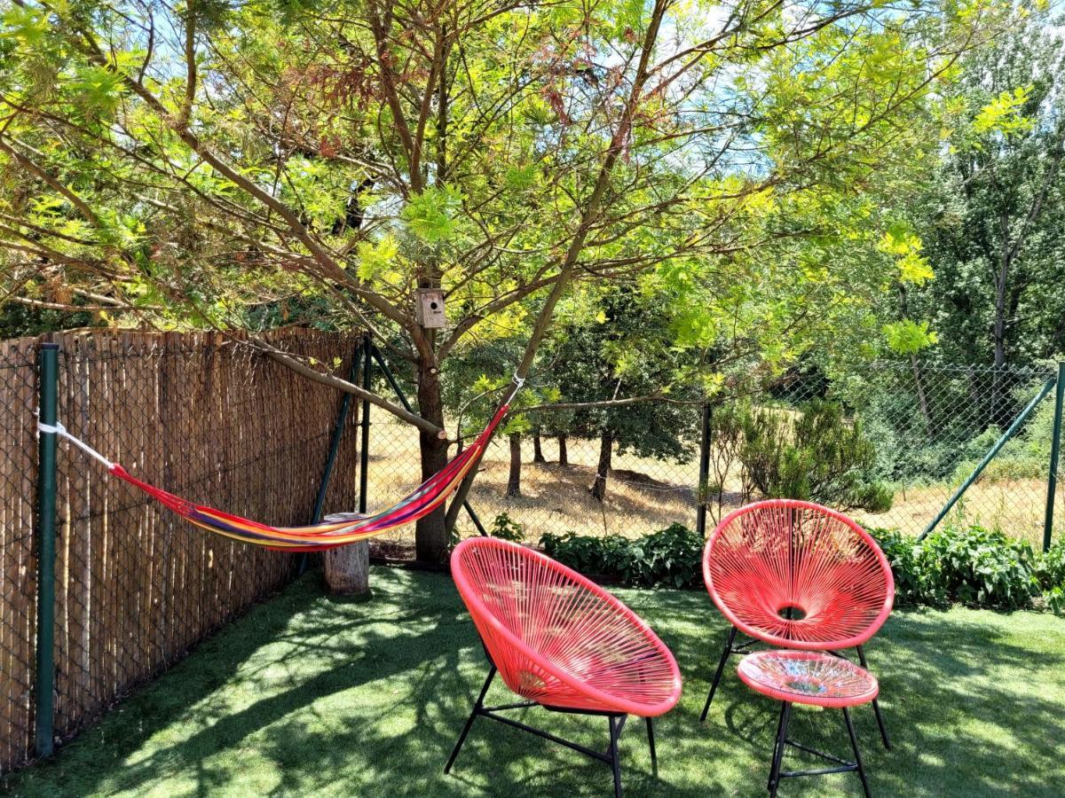 Harveys Homestay - Adults Only Mieres  Екстериор снимка